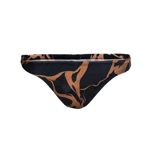 Maddy Banic Signature Bottom